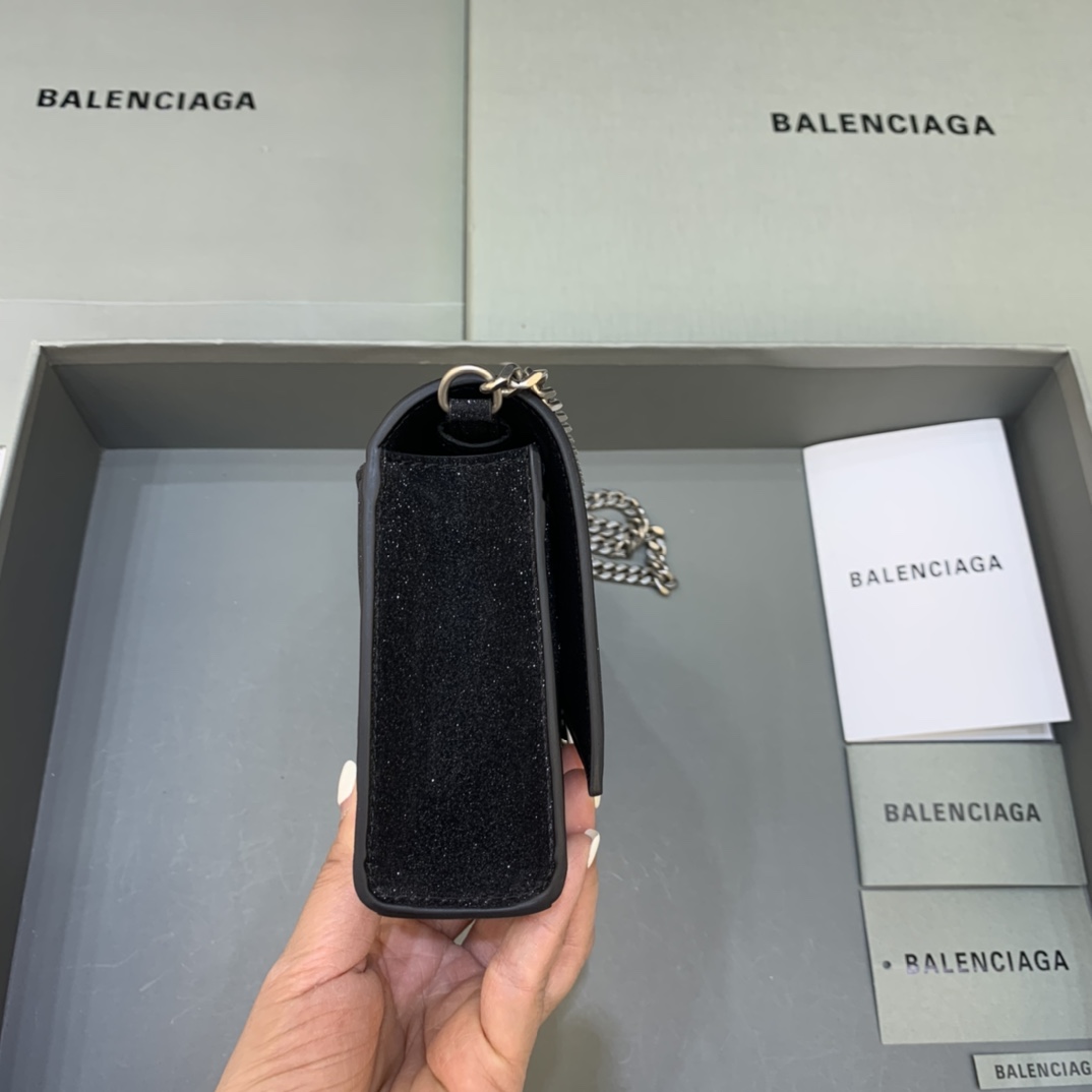 Balenciaga Small Hourglass Wallet With Chain Shoulder Bag Black